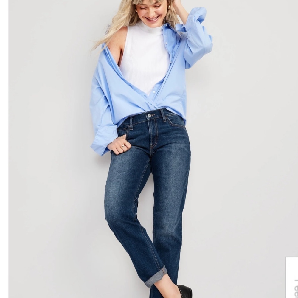 Old Navy Mid Rise Boyfriend Jeans size 8 Dark Wash
